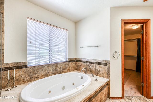 6617 Isla del Rey Drive, El Paso, TX 79912
