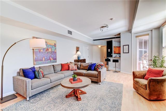249 W Freemason St Apt 308, Norfolk, VA 23510