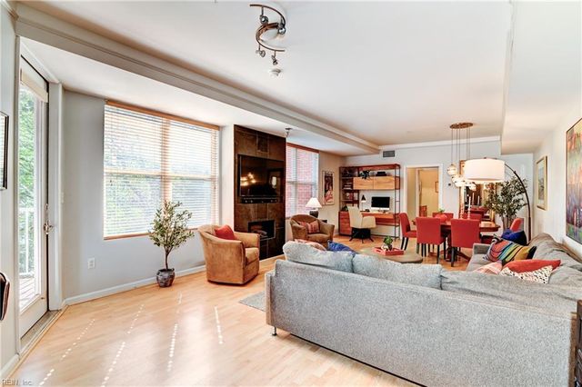 249 W Freemason St Apt 308, Norfolk, VA 23510