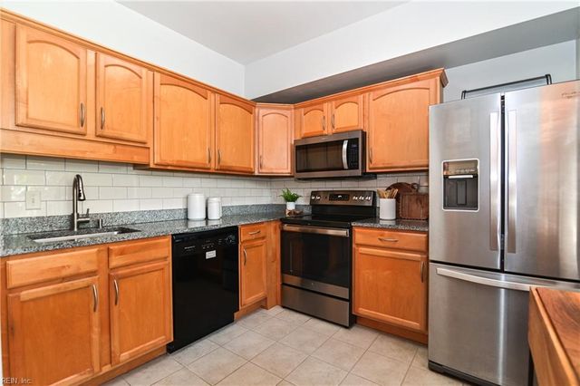 249 W Freemason St Apt 308, Norfolk, VA 23510