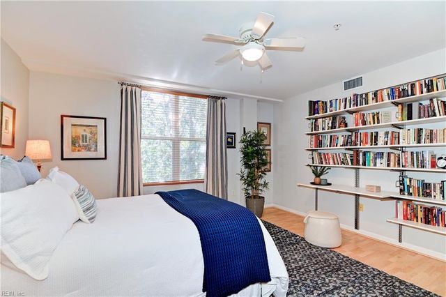 249 W Freemason St Apt 308, Norfolk, VA 23510