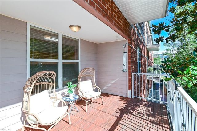 249 W Freemason St Apt 308, Norfolk, VA 23510