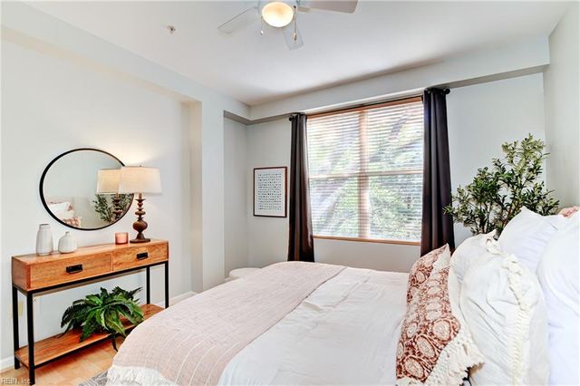 249 W Freemason St Apt 308, Norfolk, VA 23510