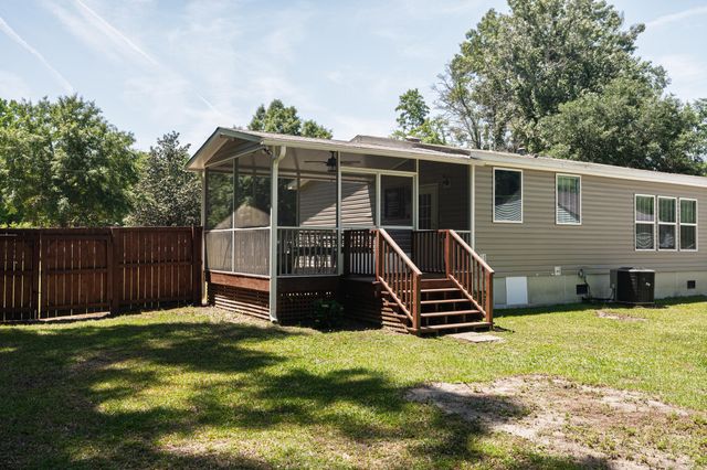 752 Nancys Place, Ridgeville, SC 29472