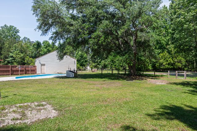 752 Nancys Place, Ridgeville, SC 29472