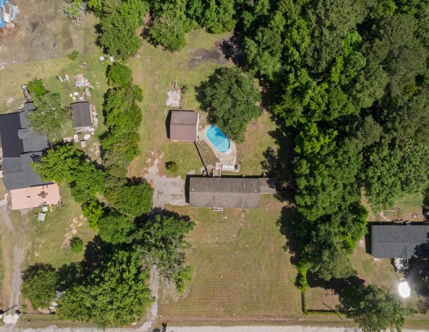 752 Nancys Place, Ridgeville, SC 29472