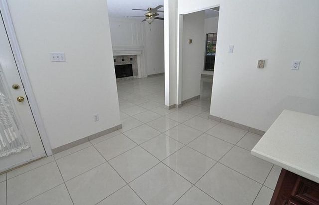 7211 N Hearthstone Green Drive, Houston, TX 77095