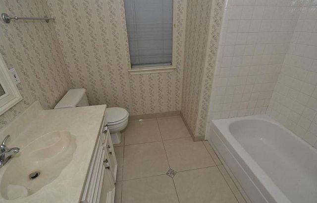 7211 N Hearthstone Green Drive, Houston, TX 77095