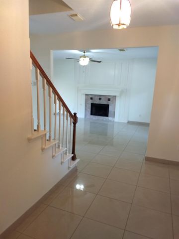 7211 N Hearthstone Green Drive, Houston, TX 77095