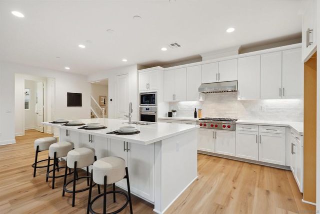 929 Woodhaven Rd, San Marcos, CA 92069