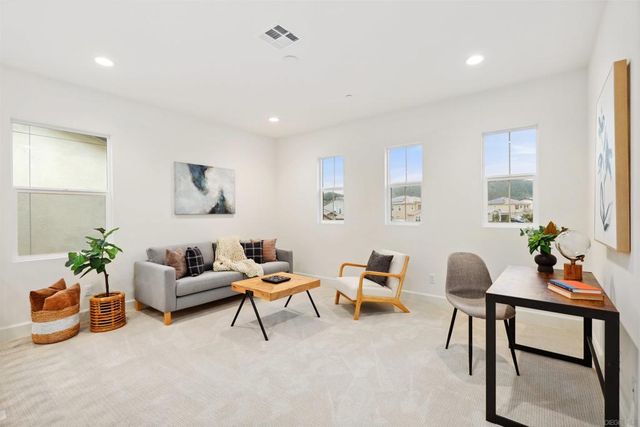 929 Woodhaven Rd, San Marcos, CA 92069