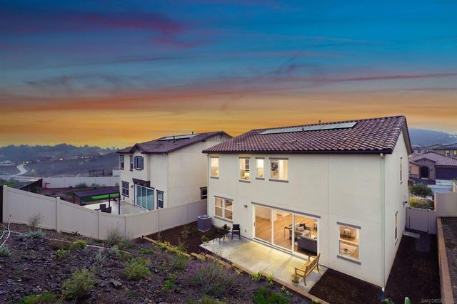 929 Woodhaven Rd, San Marcos, CA 92069