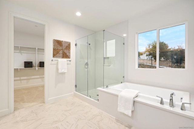 929 Woodhaven Rd, San Marcos, CA 92069