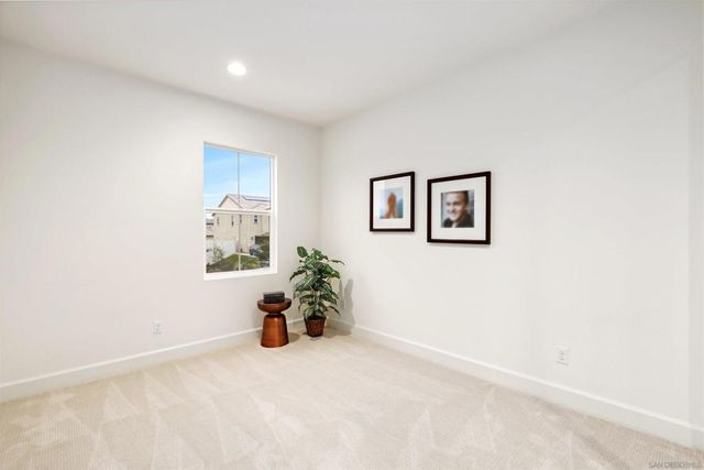 929 Woodhaven Rd, San Marcos, CA 92069