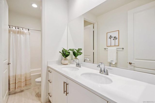 929 Woodhaven Rd, San Marcos, CA 92069