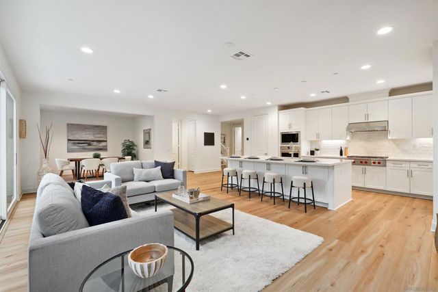 929 Woodhaven Rd, San Marcos, CA 92069