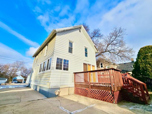 747 Delius Street, Aurora, IL 60505