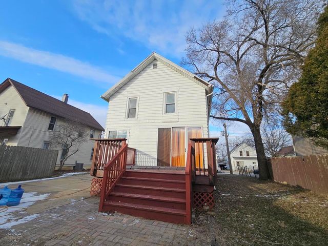 747 Delius Street, Aurora, IL 60505