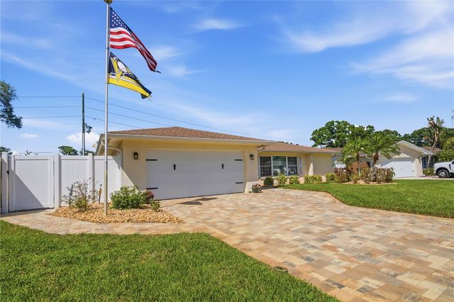 2990 MEADOW OAK DRIVE N, Clearwater, FL 33761