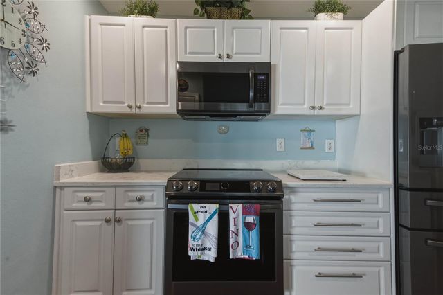 2990 MEADOW OAK DRIVE N, Clearwater, FL 33761