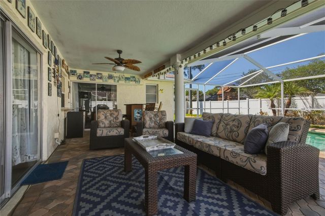 2990 MEADOW OAK DRIVE N, Clearwater, FL 33761