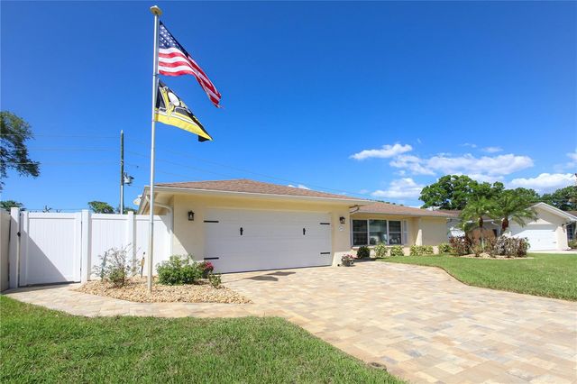 2990 MEADOW OAK DRIVE N, Clearwater, FL 33761