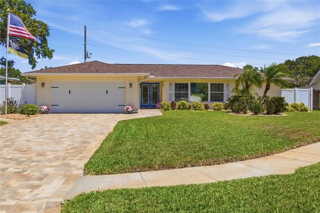 2990 MEADOW OAK DRIVE N, Clearwater, FL 33761