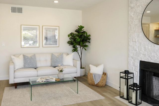1705 Hawk View Dr, Encinitas, CA 92024