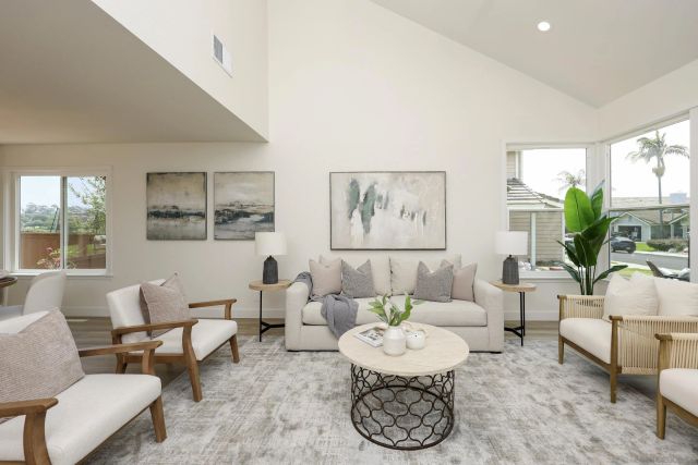 1705 Hawk View Dr, Encinitas, CA 92024