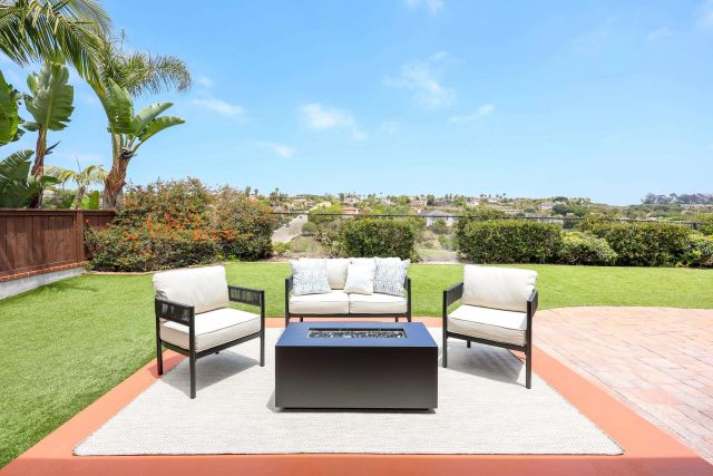1705 Hawk View Dr, Encinitas, CA 92024