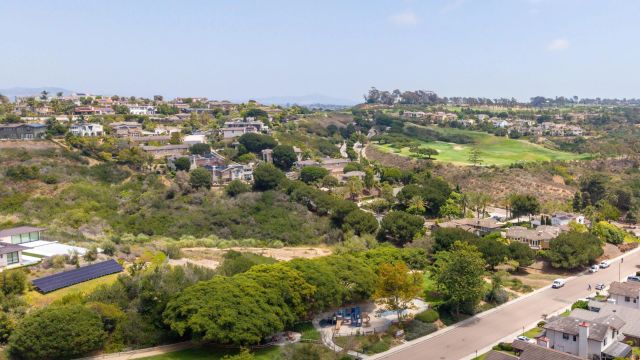 1705 Hawk View Dr, Encinitas, CA 92024