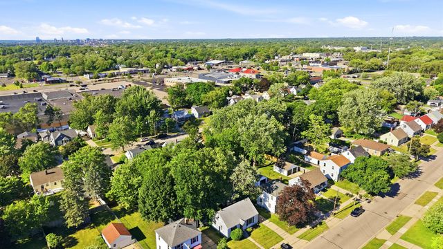 923 Colrain Street SW, Wyoming, MI 49509