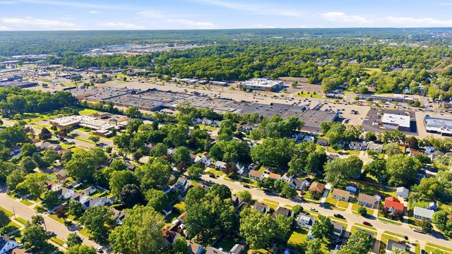 923 Colrain Street SW, Wyoming, MI 49509