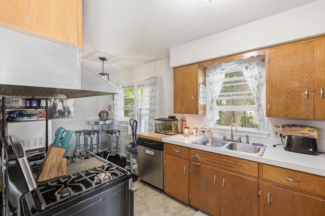 923 Colrain Street SW, Wyoming, MI 49509