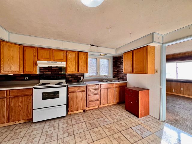 2051 E Wilcken Road, Columbia City, IN 46725