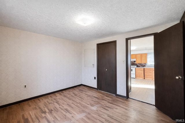 2051 E Wilcken Road, Columbia City, IN 46725