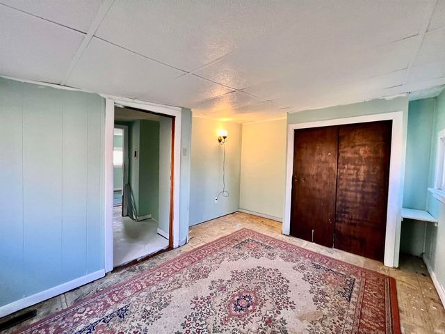 2051 E Wilcken Road, Columbia City, IN 46725