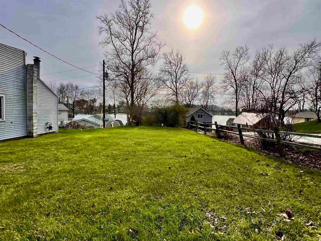 2051 E Wilcken Road, Columbia City, IN 46725