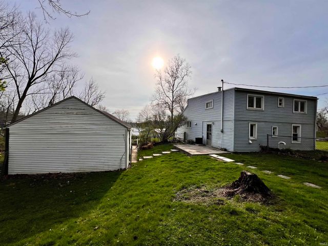 2051 E Wilcken Road, Columbia City, IN 46725