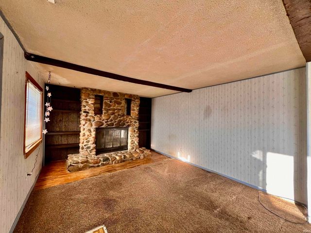 2051 E Wilcken Road, Columbia City, IN 46725