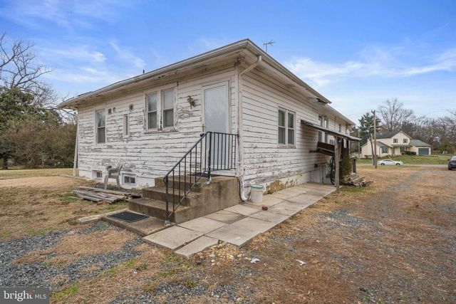 8208 MOUNT VERNON HWY, Alexandria, VA 22309