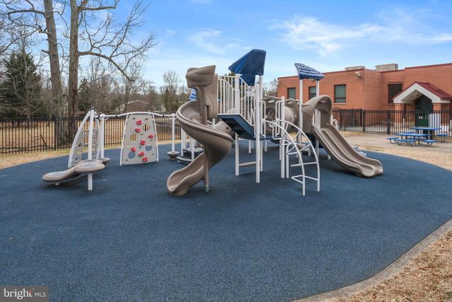 8208 MOUNT VERNON HWY, Alexandria, VA 22309