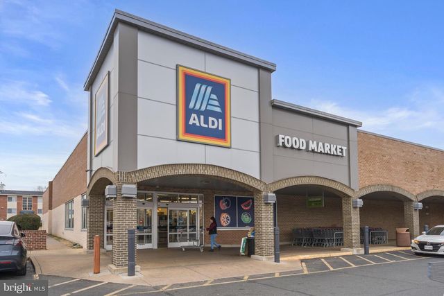 8208 MOUNT VERNON HWY, Alexandria, VA 22309