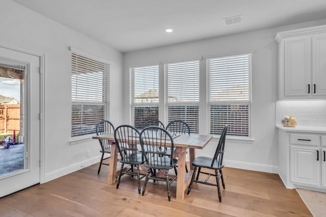 5400 Bardwell Drive, Denton, TX 76226