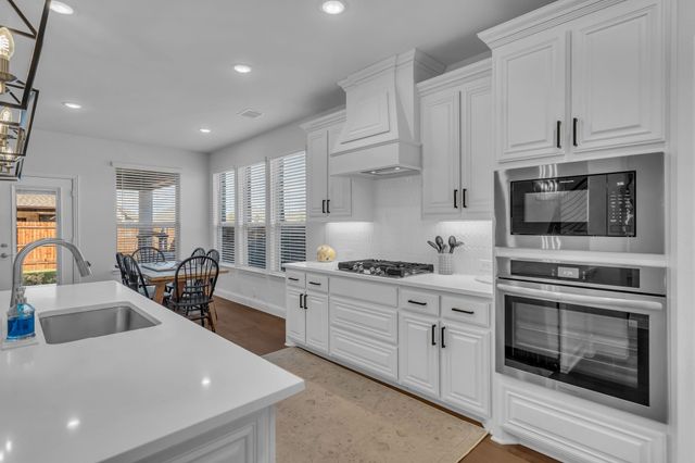 5400 Bardwell Drive, Denton, TX 76226