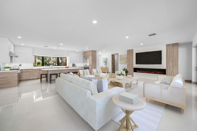 40 Spoonbill Road, Manalapan, FL 33462