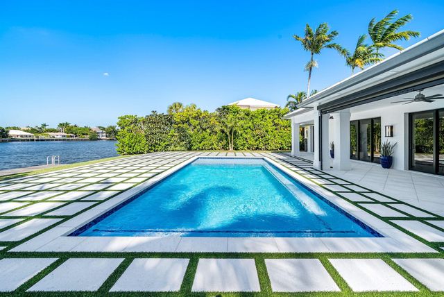 40 Spoonbill Road, Manalapan, FL 33462