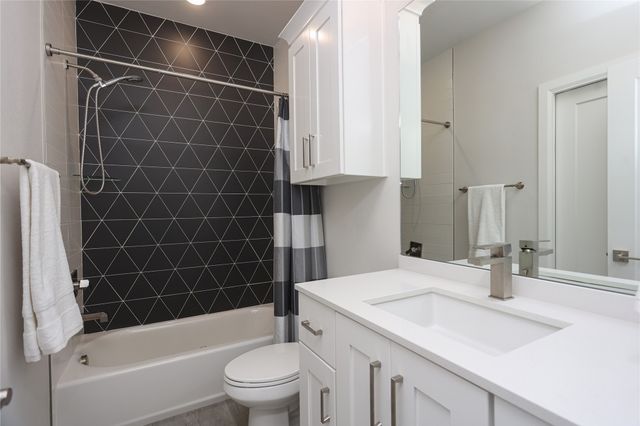 3131 E 26th Place, Tulsa, OK 74114