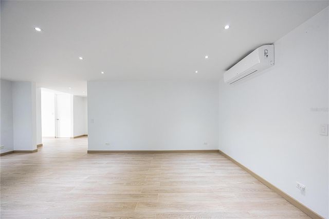 8-18 ALHAMBRA, Guaynabo, PR 00966