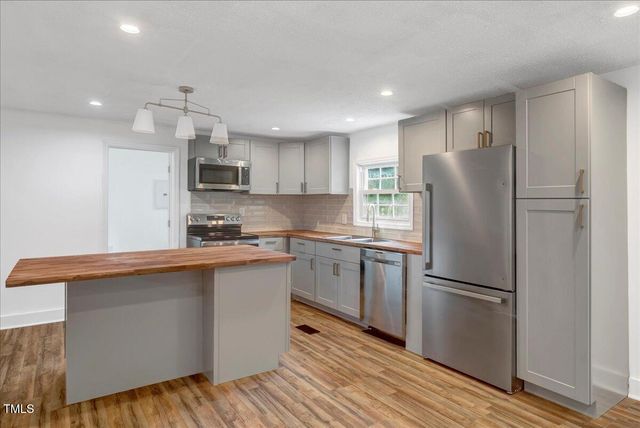 410 Madison Street, Roanoke Rapids, NC 27870
